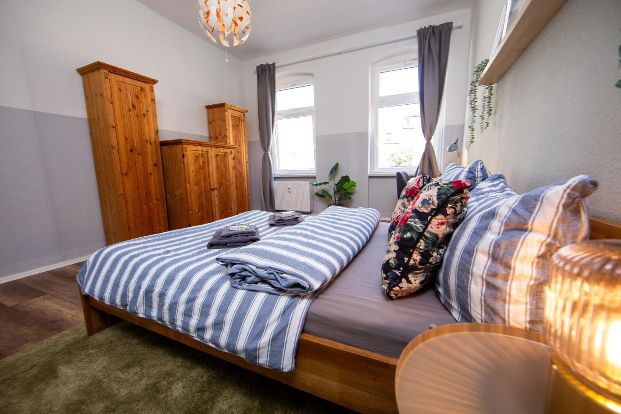 Grossraum-Apartments Mit 2Sz, Wz, Kueche, Smart-Tv, Parken, Etc Erfurt Szoba fotó