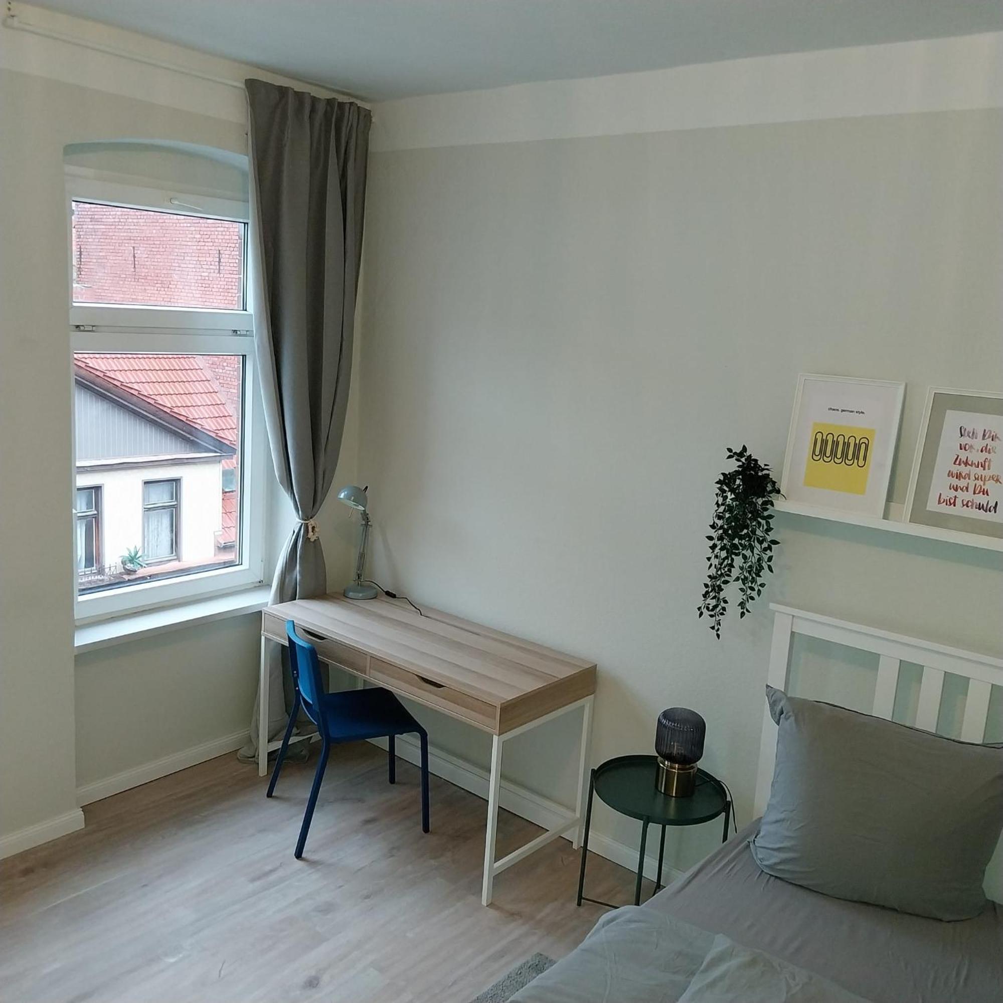 Grossraum-Apartments Mit 2Sz, Wz, Kueche, Smart-Tv, Parken, Etc Erfurt Szoba fotó
